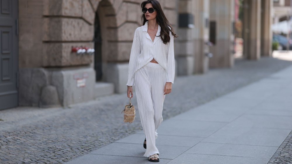 10 Loose and Flowy Pants That Masterfully Hide Hip Dips and Smooth Thighs for Under $35 10 Loose and Flowy Pants That Masterfully Hide Hip Dips and Smooth Thighs for Under $35